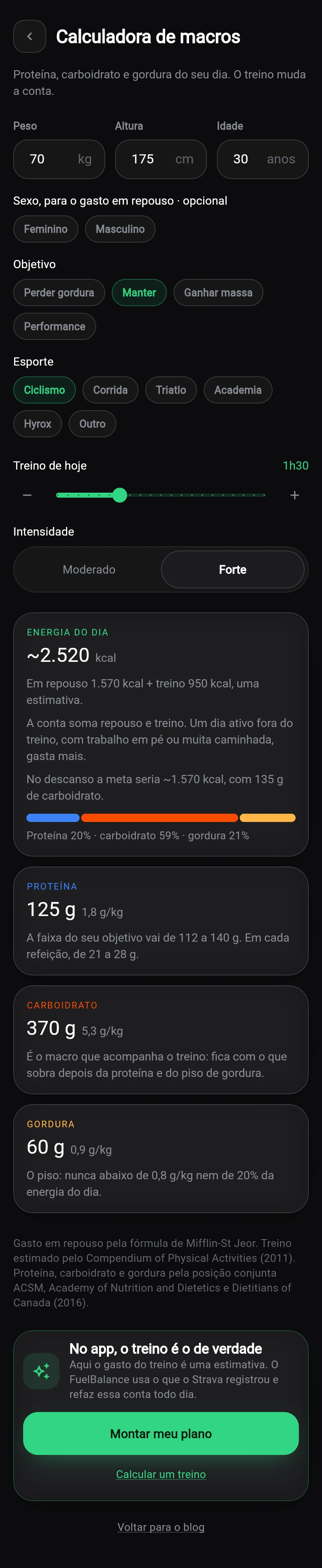 A calculadora de macros no celular, rolando dos dados do treino até os resultados.